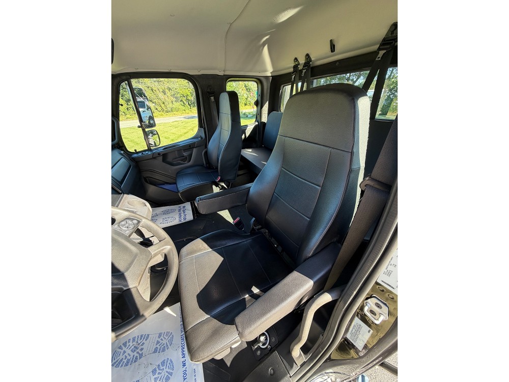 2025 Freightliner M2X Rollback (Key#5304) 10